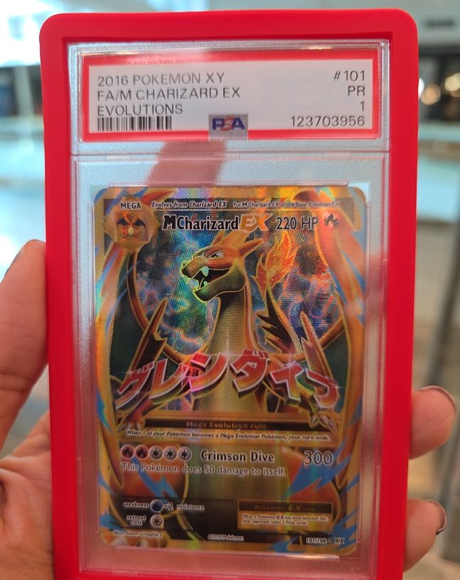 2016 Pokemon XY Evolutions #101 M Charizard EX — front