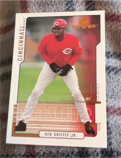 2000 Upper Deck MVP #157 Ken Griffey Jr. — front