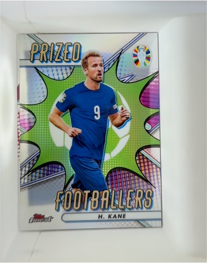 2023 Topps Finest UEFA Euros Prized Footballers #PF-HK Harry Kane — front