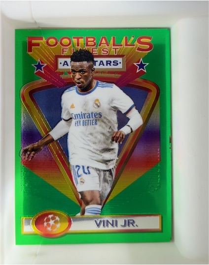 2021-22 Topps Finest Flashbacks UEFA #106 Vini Jr. — front