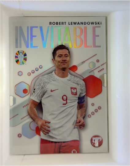 2023 Topps Pristine Road to Euro #IV-RL Robert Lewandowski Inevitable — front
