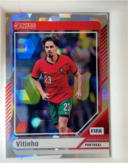 2024-25 Donruss #125 Vitinha — front