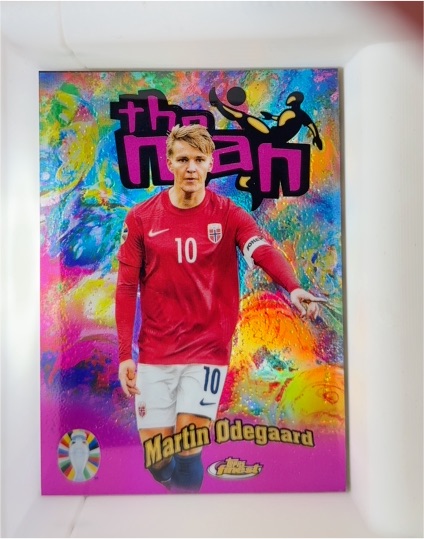 2023 Topps Finest Road to UEFA Euro 2024 The Man #TM-MO Martin Odegaard — front