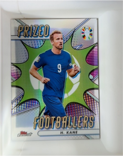 2023 Topps Finest Road to UEFA EURO 2024 Prized Footballers #PF-HK Harry Kane — front
