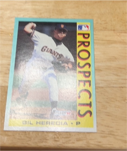 1992 Fleer #677 Gil Heredia — front