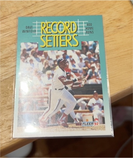 1992 Fleer #686 Dave Winfield Record Setters 400 Home Runs — front