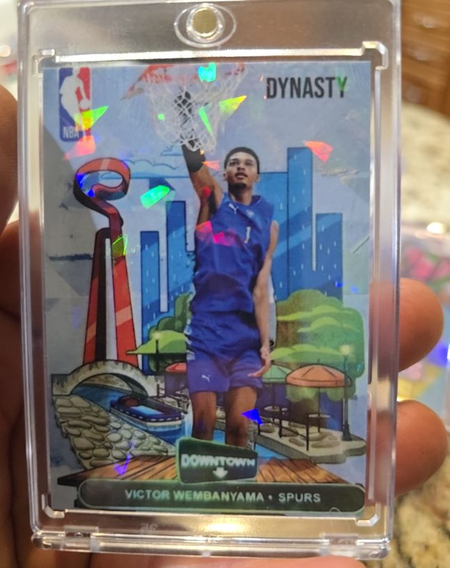 2024 Panini Dynasty Downtown Victor Wembanyama #DOWNTOWN — front
