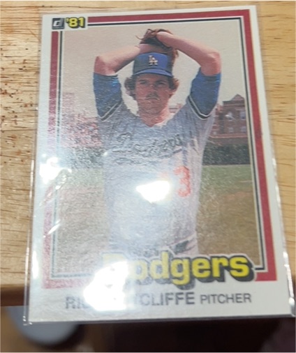 1981 Donruss #418 Rick Sutcliffe — front