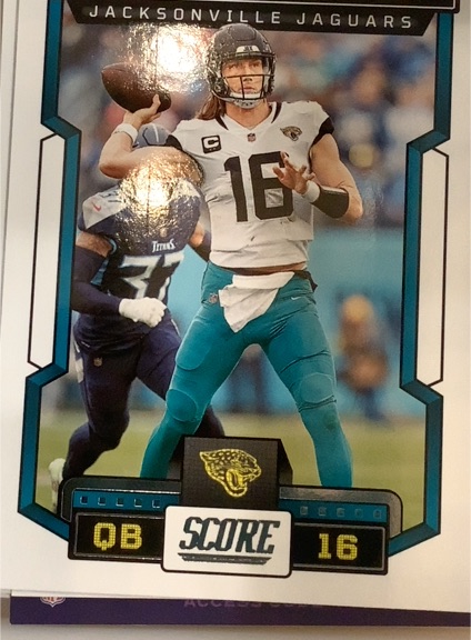 2023 Panini Score #17 Trevor Lawrence — front
