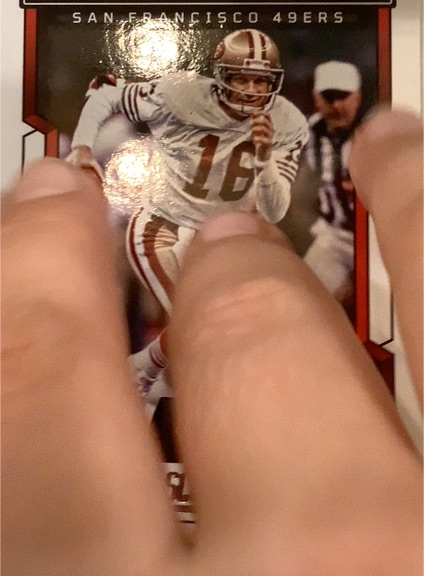 1990 Pro Set #16 Joe Montana — front