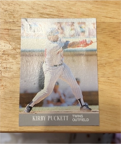 1991 Fleer Ultra #195 Kirby Puckett — front
