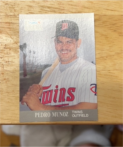 1991 Fleer Ultra Pedro Munoz Minnesota Twins — front