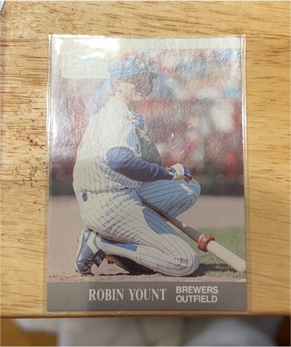 1991 Fleer Ultra #184 Robin Yount — front
