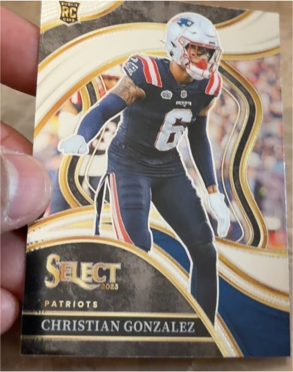 2023 Panini Select Club Level #286 Christian Gonzalez — front