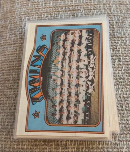 1972 Topps #156 Minnesota Twins Team — front