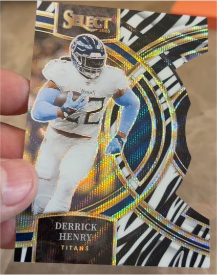 2023 Panini Select Premier Level Red & Yellow Prizm Die-Cut #156 Derrick Henry — front