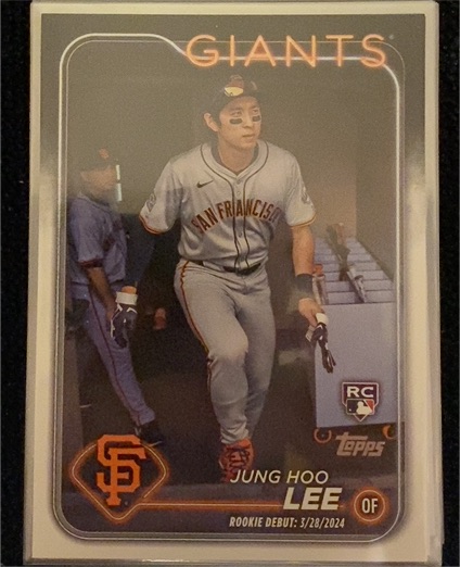 2024 Topps Update #US343 Jung Hoo Lee Rookie Debut San Francisco Giants — front