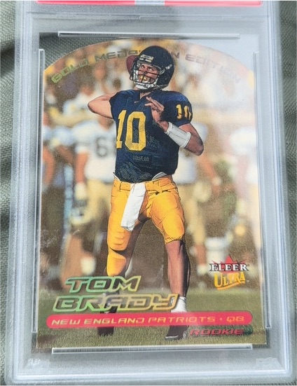 2000 Fleer Ultra #234 Tom Brady Rookie Card — front