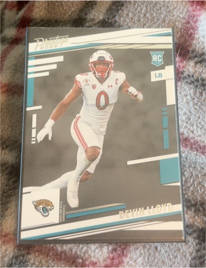2022 Panini Prestige #341 Devin Lloyd — front