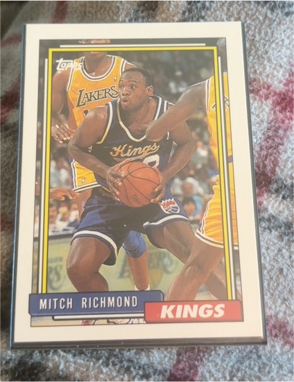 1992-93 Topps #25 Mitch Richmond — front