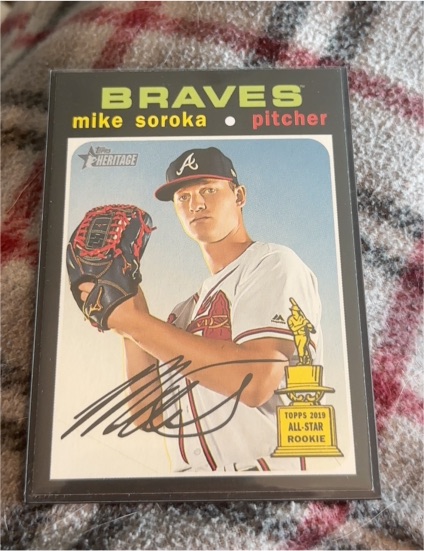 2020 Topps Heritage #245 Mike Soroka — front