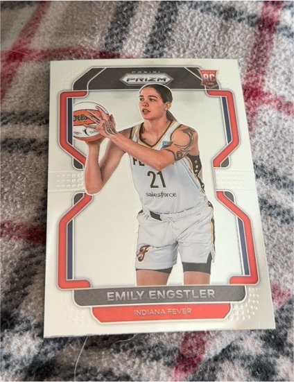2022 Panini Prizm WNBA #184 Emily Engstler — front