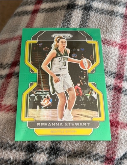2022 Panini Prizm WNBA #81 Breanna Stewart — front