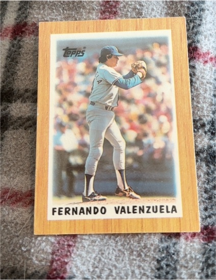 1987 Topps Mini Major League Leaders #16 Fernando Valenzuela — front