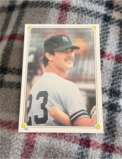 1987 Topps Sticker #294 Don Mattingly — front