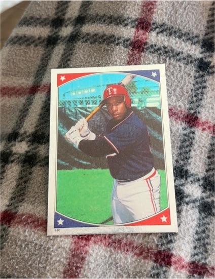 1987 Topps Sticker #146 Kirby Puckett — front