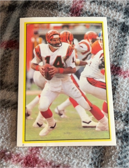 1985 Topps #6 Ken Anderson — front