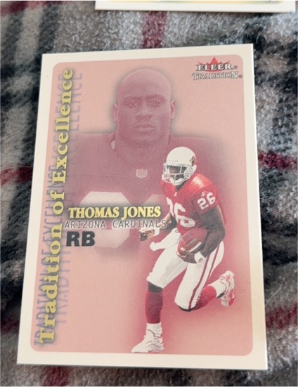 2000 Fleer Tradition #17 Thomas Jones — front