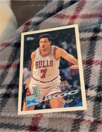 1995-96 Topps #125 Toni Kukoc — front
