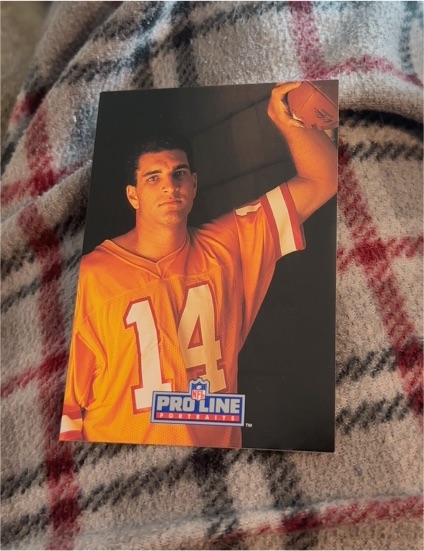 1991 Pro Line Portraits #265 Vinny Testaverde Tampa Bay Buccaneers — front