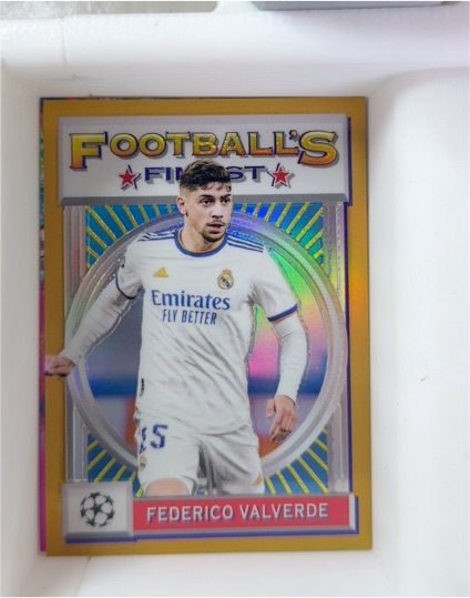 2021-22 Topps Football's Finest Flashbacks UEFA #193 Federico Valverde — front