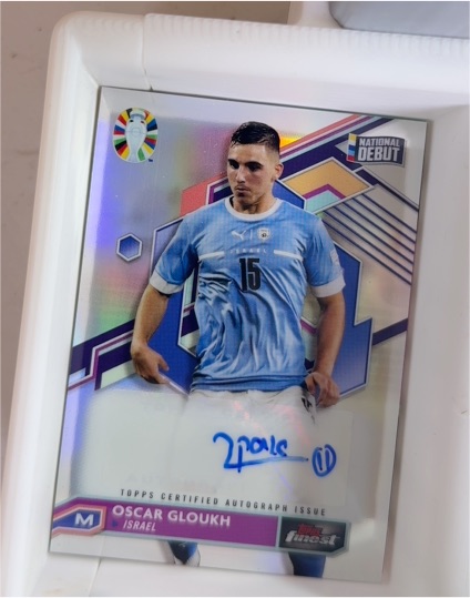 2023 Topps Finest Road to UEFA Euro 2024 #BCA-OC Oscar Gloukh — front