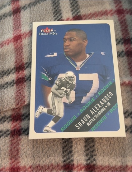 2000 Fleer Tradition #331 Shaun Alexander Rookie Card — front