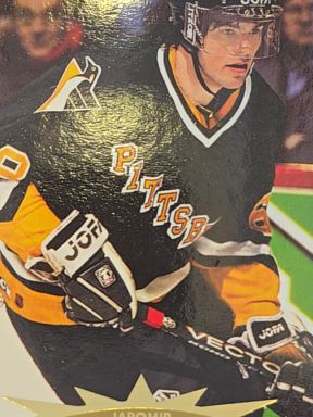 2020-21 Upper Deck Canvas #64 Sidney Crosby — front