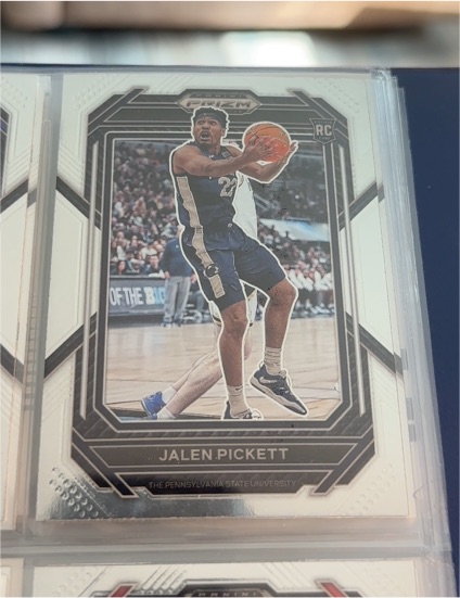 2023 Panini Prizm Draft Picks #32 Jalen Pickett — front