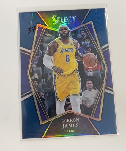 2021-22 Panini Select Premier Level Blue Shimmer Prizm #195 LeBron James — front