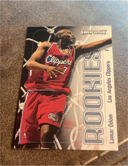 1999-00 SkyBox Impact #100 Lamar Odom Rookie Card — front