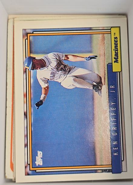 1992 Topps #50 Ken Griffey Jr. — front