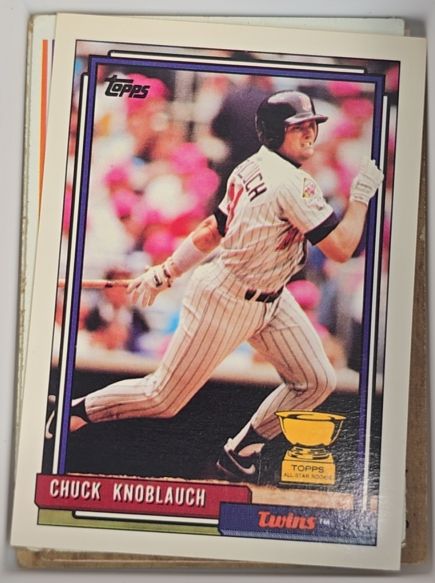 1992 Topps #23 Chuck Knoblauch — front