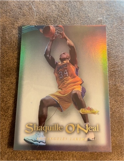 2000-01 Fleer Showcase #99 Shaquille O'Neal — front