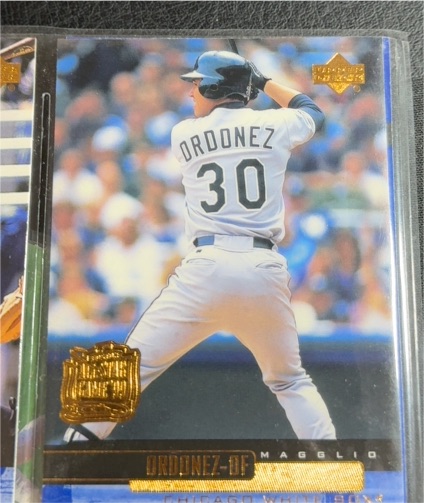 2000 Upper Deck #80 Magglio Ordonez Chicago White Sox — front