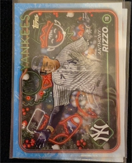 2024 Topps Holiday #H28 Anthony Rizzo — front