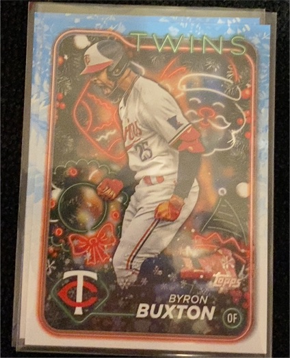 2024 Topps Holiday #H114 Byron Buxton — front