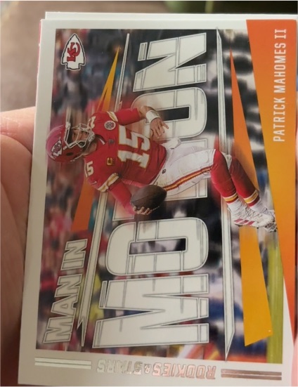 2023 Panini Rookies & Stars #MM-26 Patrick Mahomes II Man In Motion — front