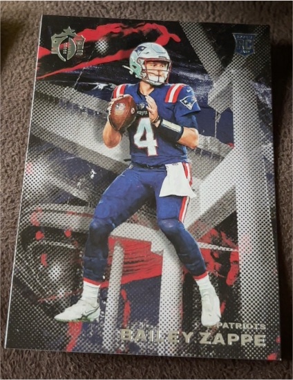 2022 Panini Chronicles Gridiron Kings #GK-22 Bailey Zappe — front