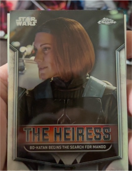 2024 Topps Chrome Star Wars The Heiress #TH-9 Bo-Katan Begins the Search for Mando — front